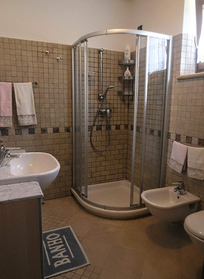 Villa Bonetti Костермано Номер фото